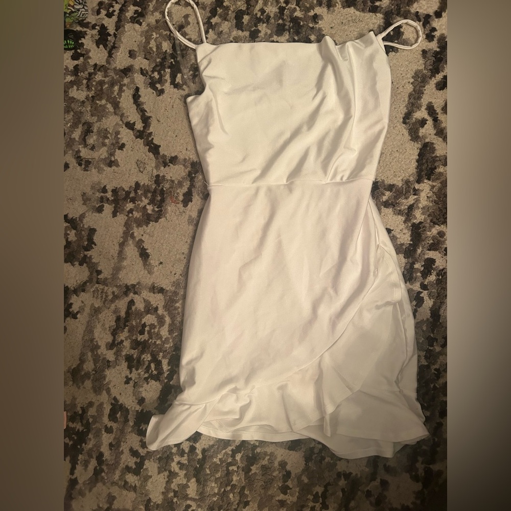 Chic White Mini Dress